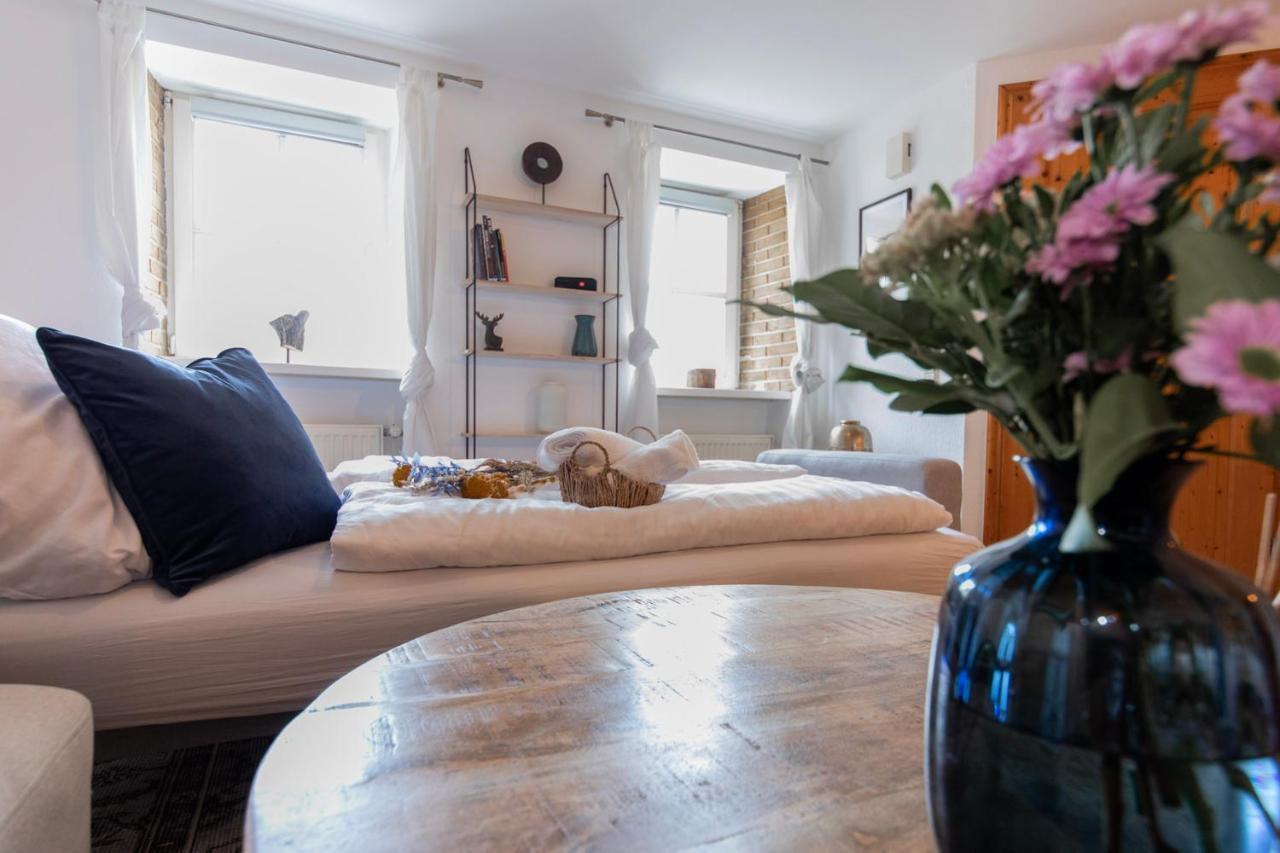 Cozy I Hochwertig Eingerichtet Netflix Parkplatz Nespresso Apartment Longkamp Bagian luar foto